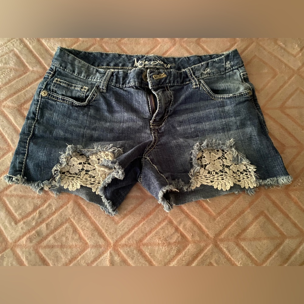 Ariya Jeans Size 7/8